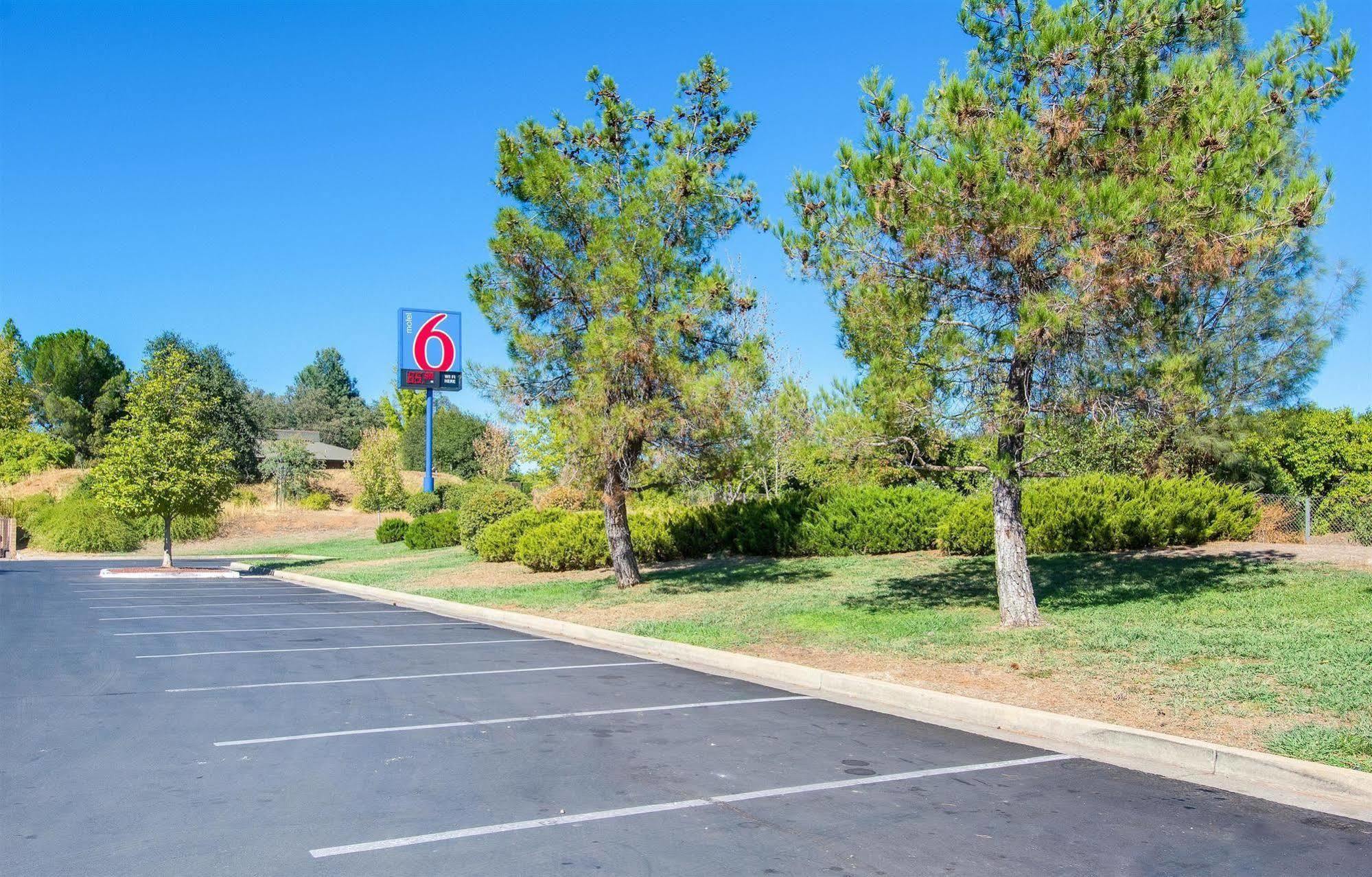 Motel 6-Redding, Ca - South Ngoại thất bức ảnh