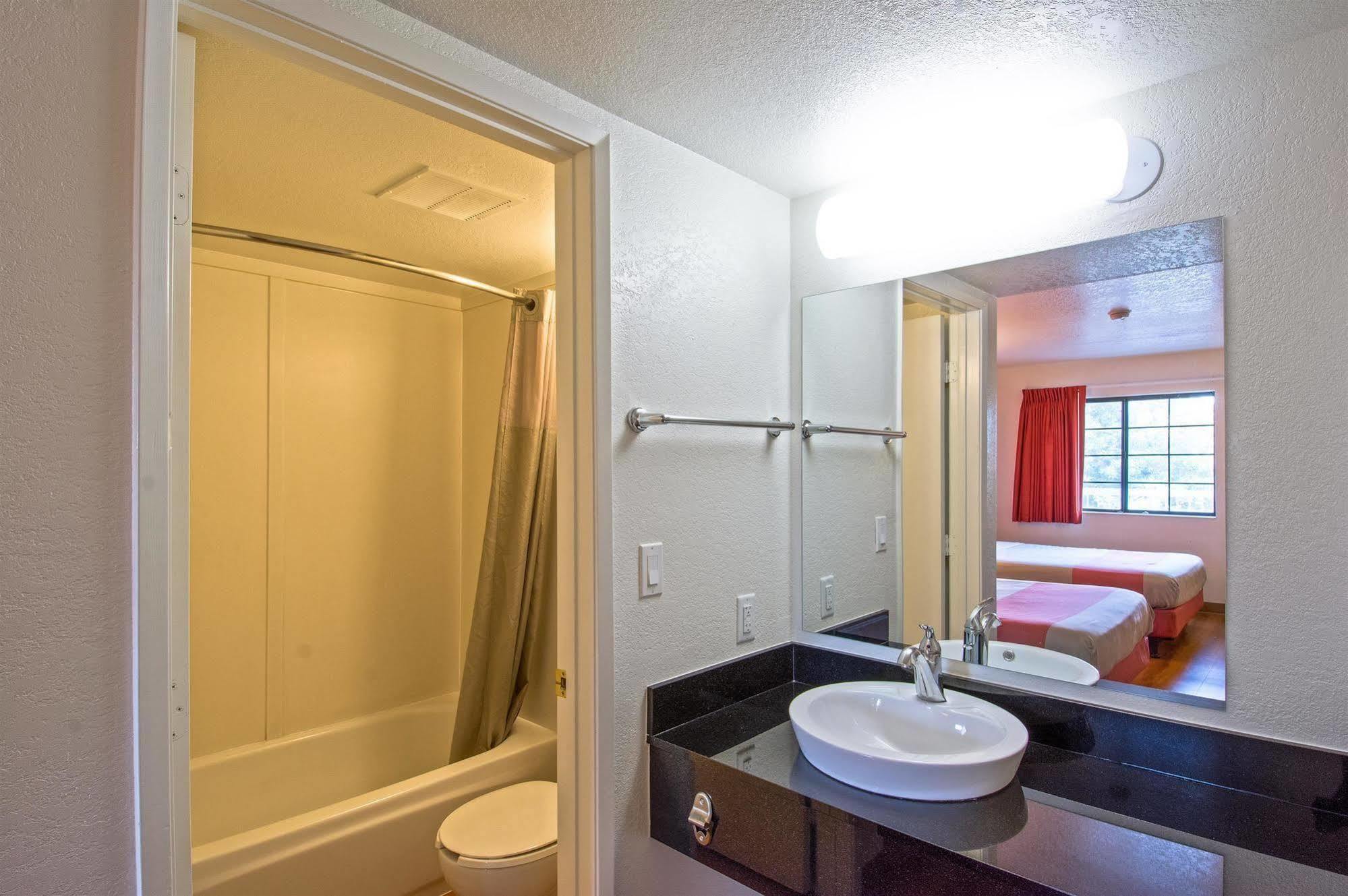 Motel 6-Redding, Ca - South Ngoại thất bức ảnh