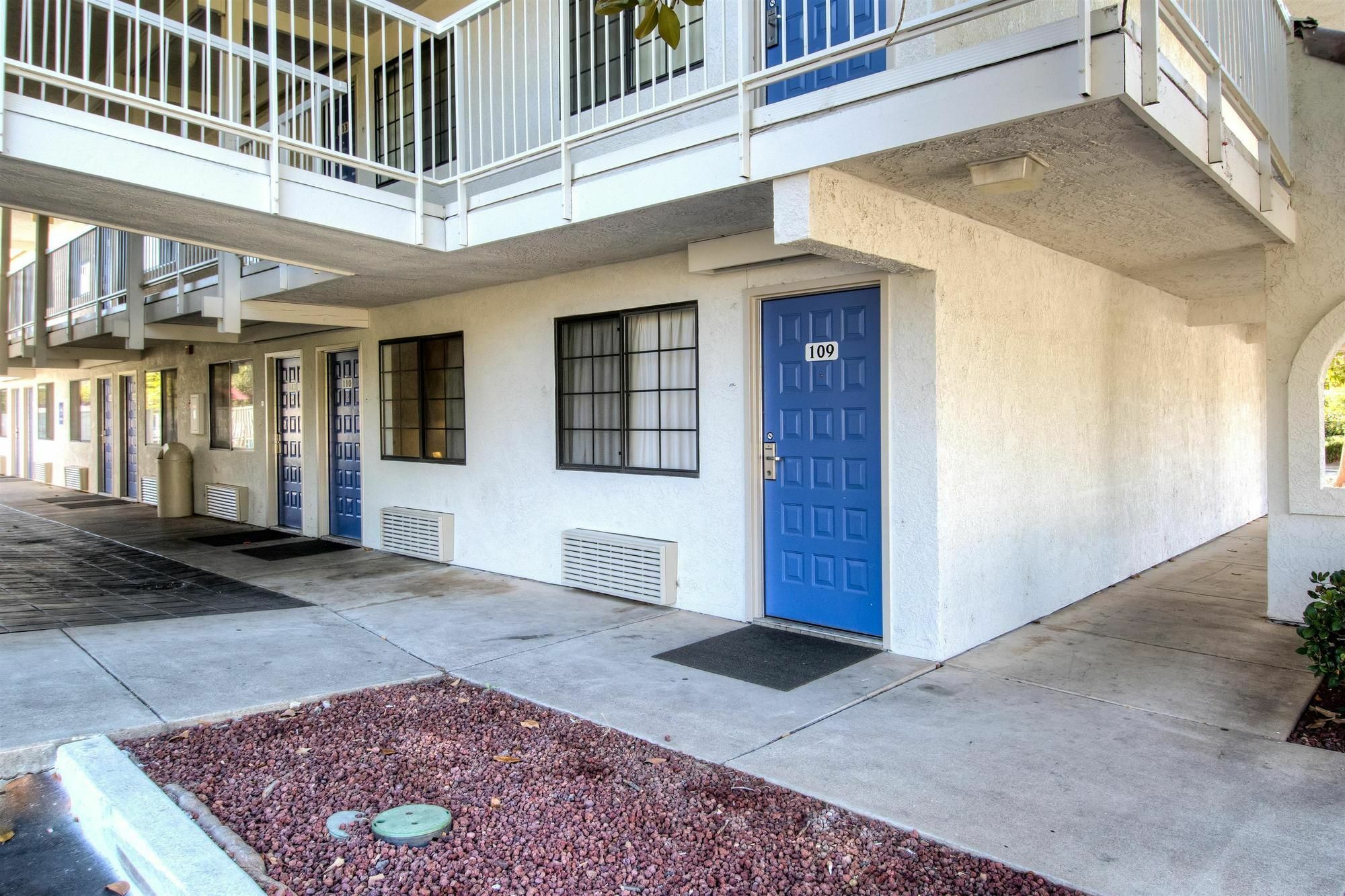 Motel 6-Redding, Ca - South Ngoại thất bức ảnh
